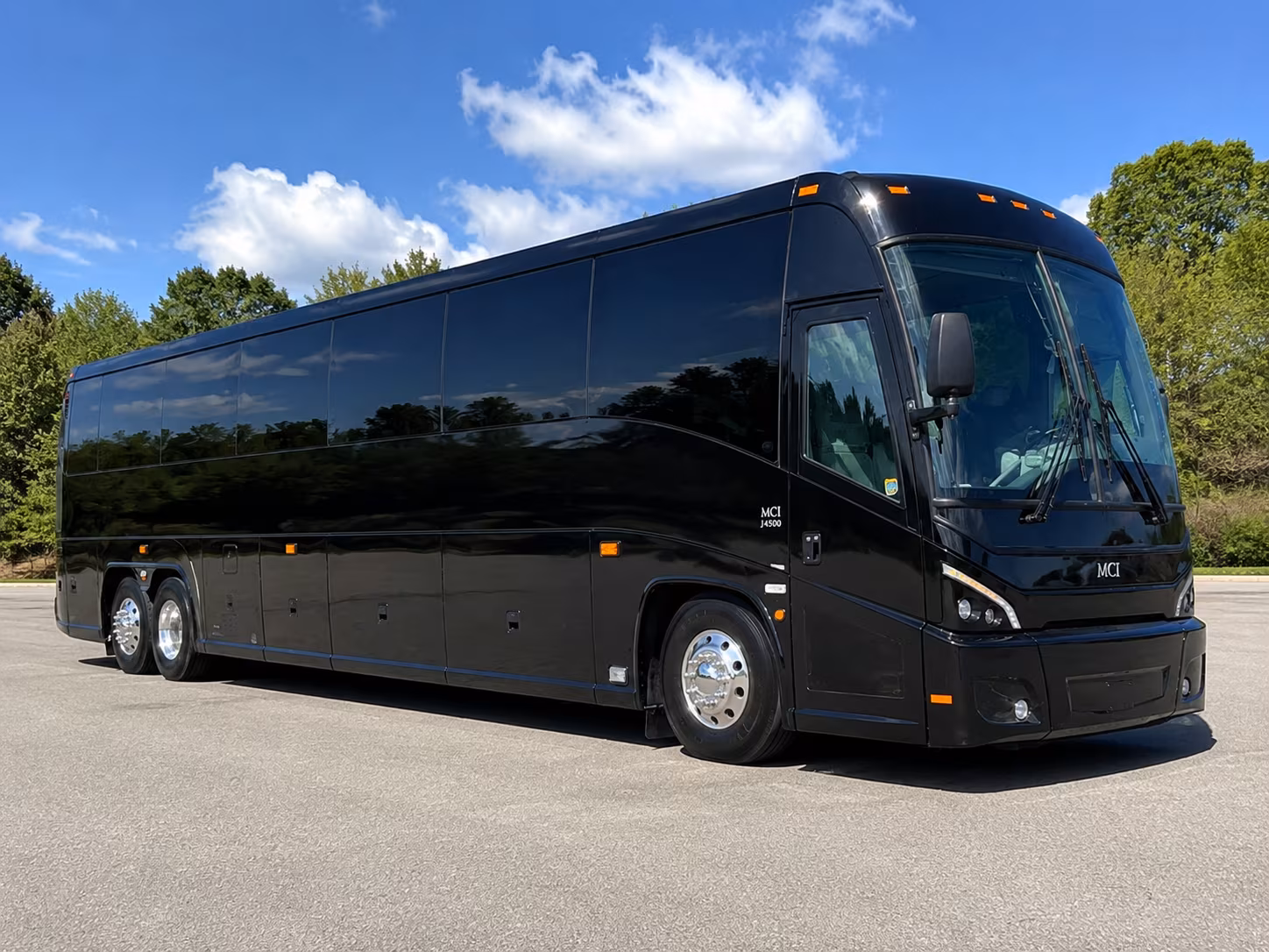 airport pickup shuttle buses for out of town wedding guests