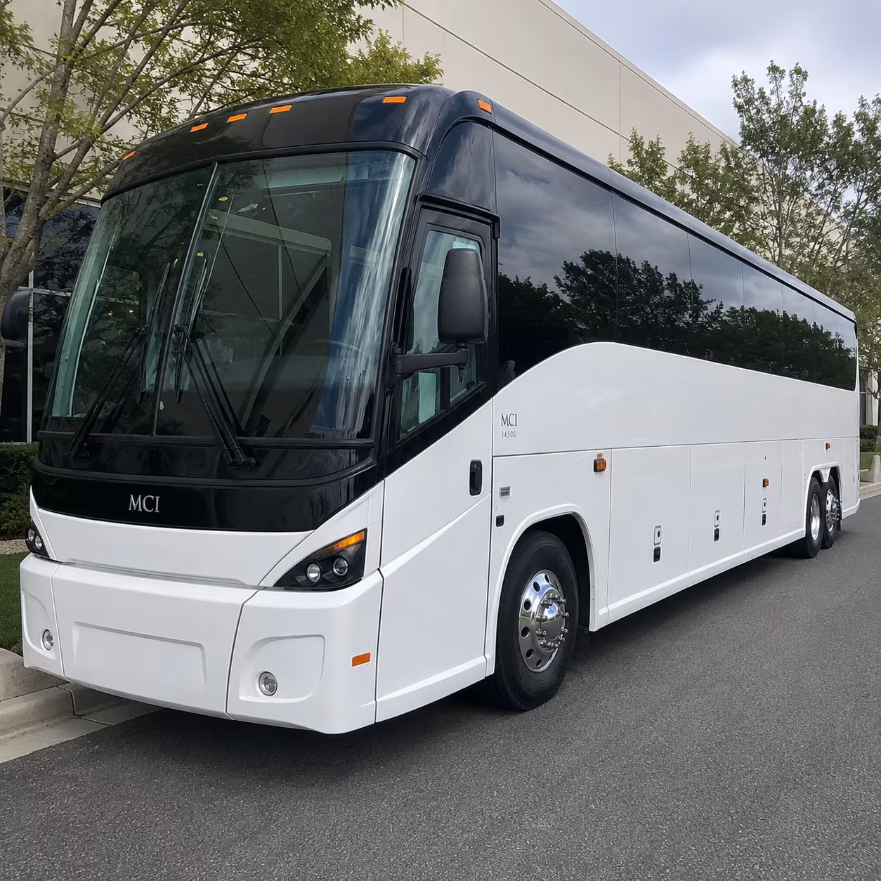 charter bus shuttles between north port and macdill air force base
